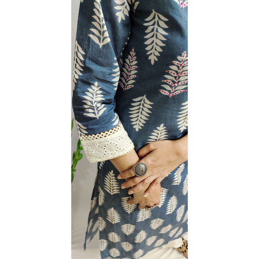 Gargi Kurti Pant Set