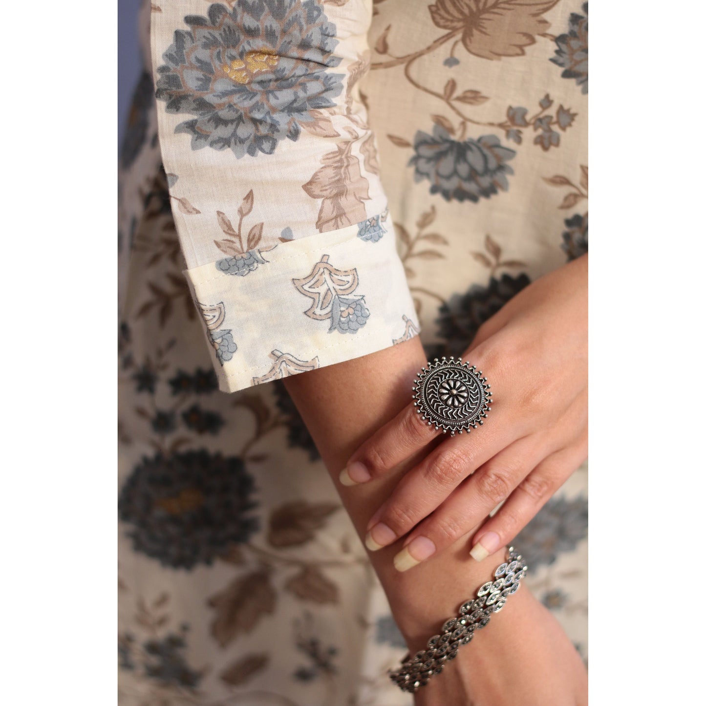 Jivika Off-White Kurti Pant Set