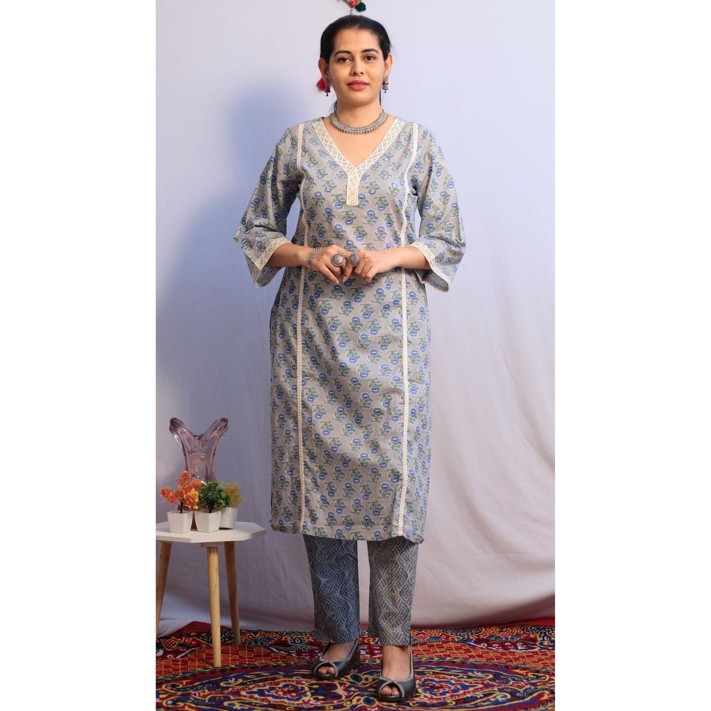 Mrinali Grey Kurti Pant Set