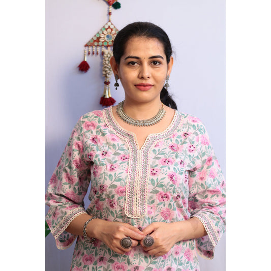 Charul Pastel Pink Kurti Pant