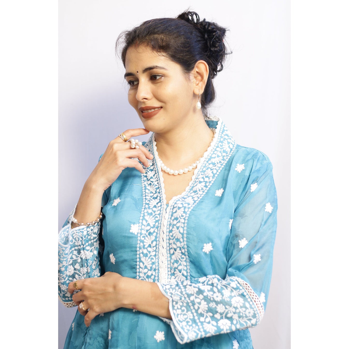 Neela Embroidered Suit Set