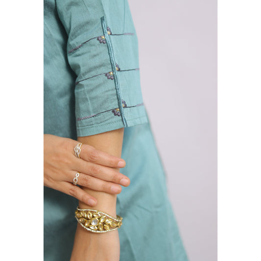 Takshvi Kurti Pant Set