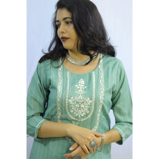 Taani Kurti Pant Set