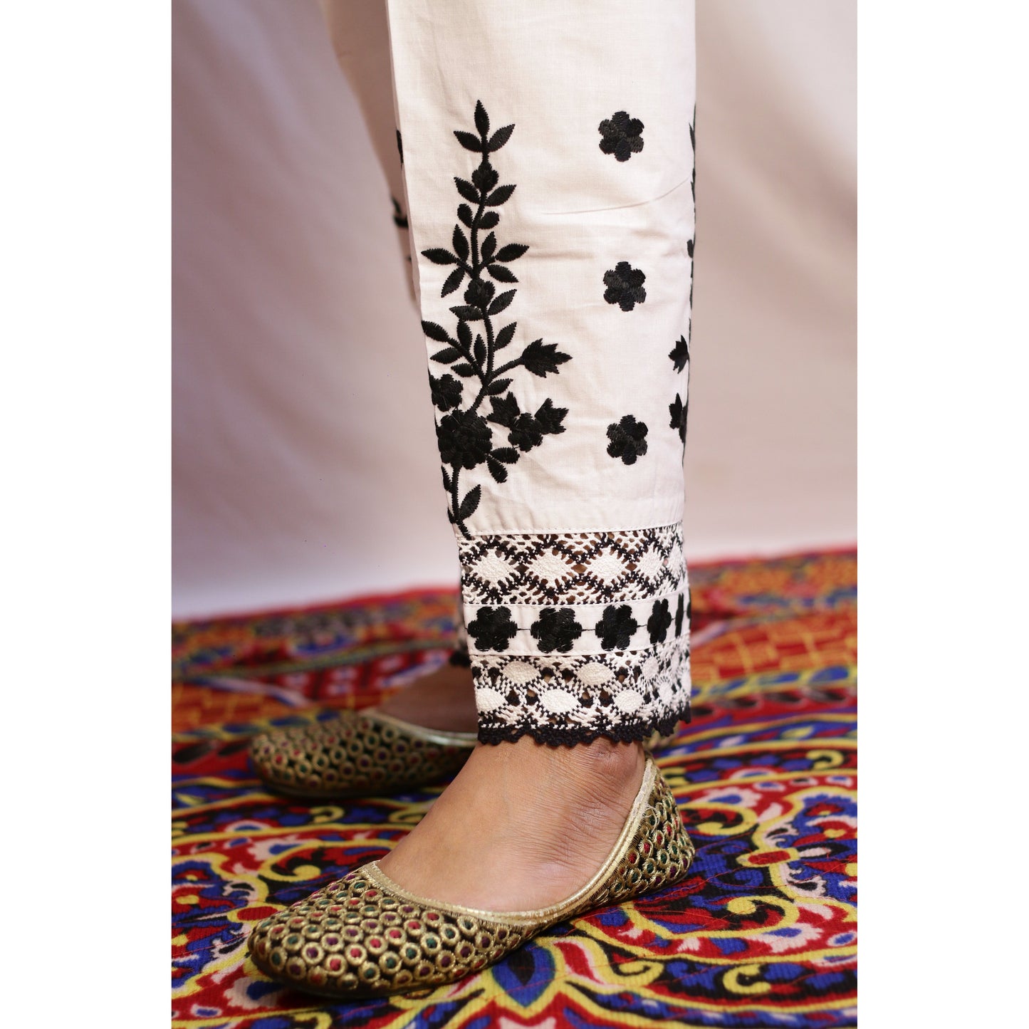 Black and White Embroidered Pant