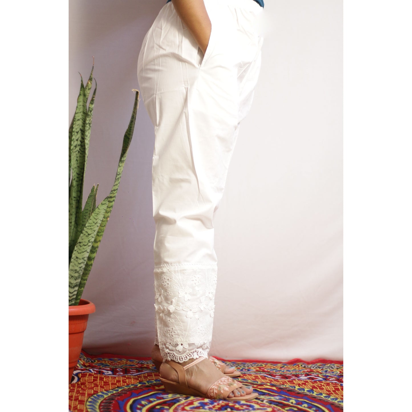 White Flower Embroidered Pant