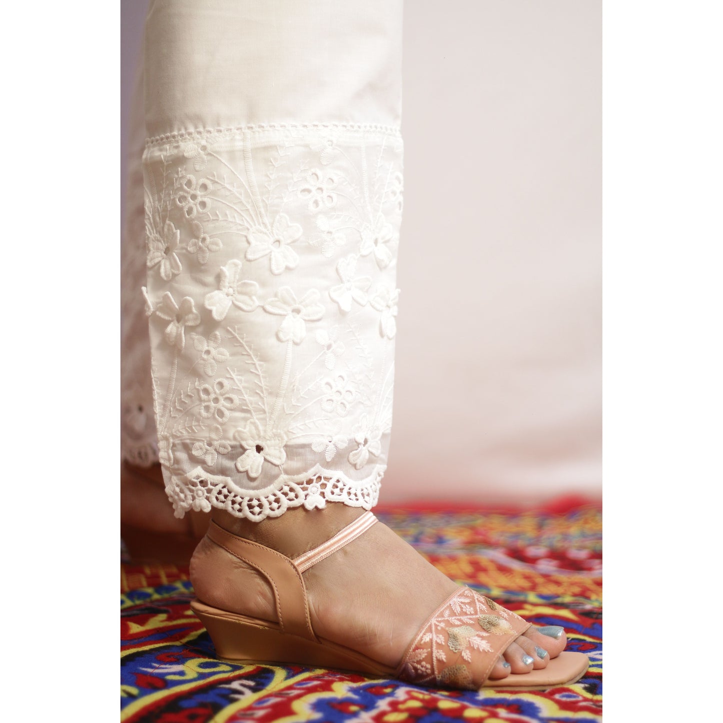 White Flower Embroidered Pant