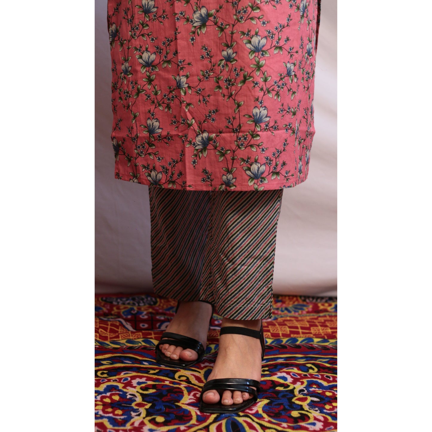 Kamiya Pink Kurti Pant Set