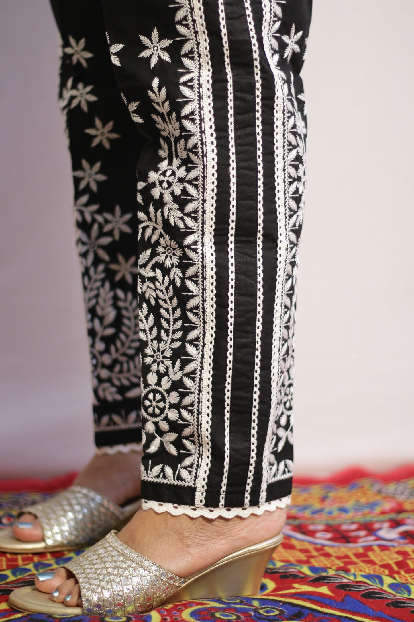 Black Four Lace Embroidered Pant