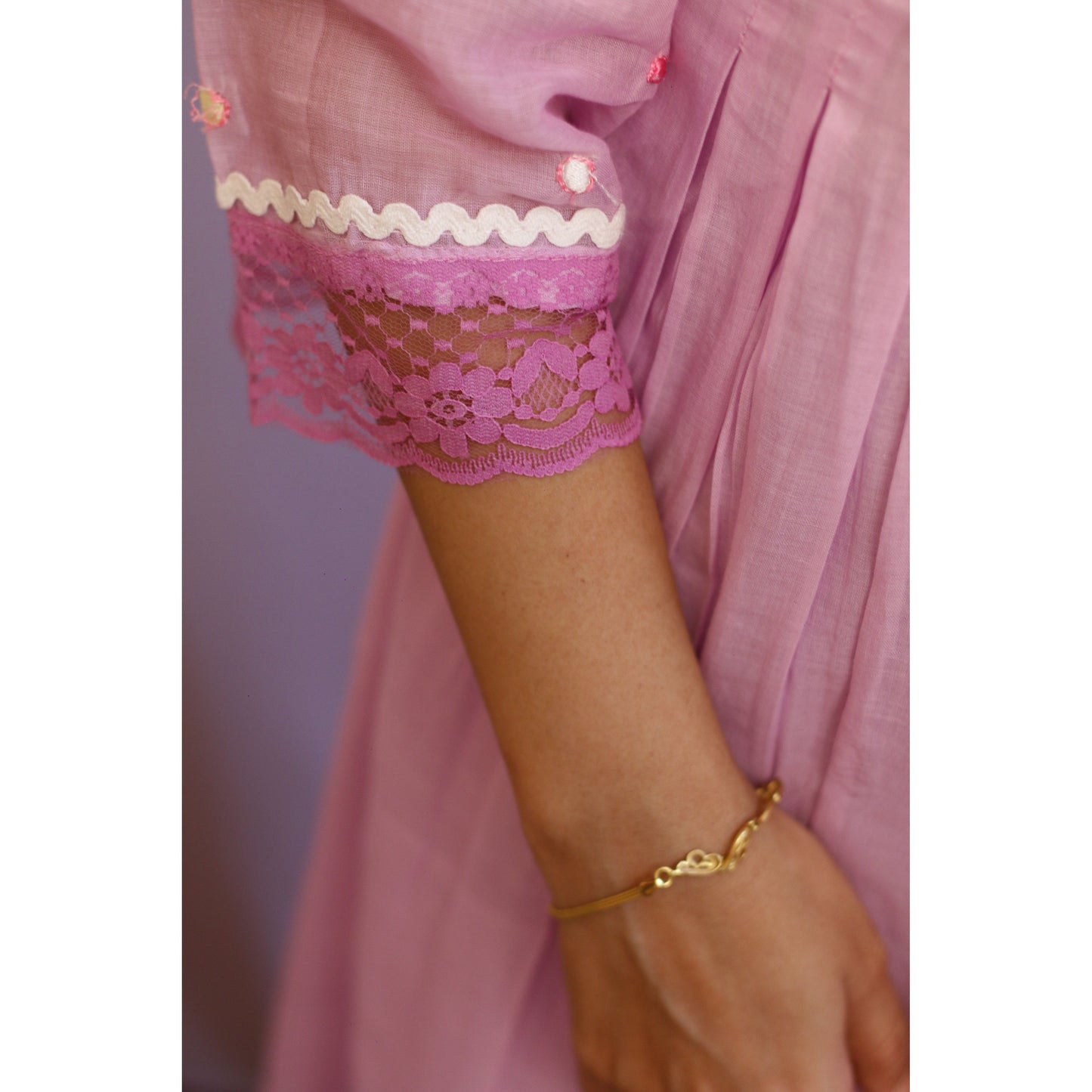 Karvi Embroidered Suit Set
