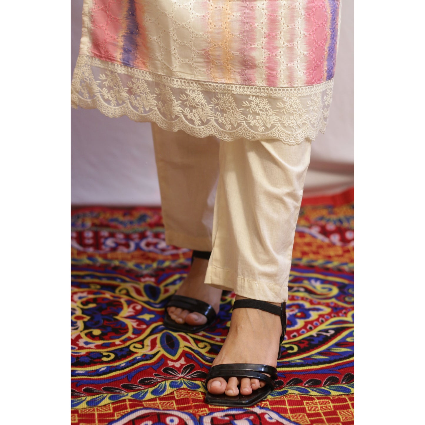 Dishita Embroidered Suit Set