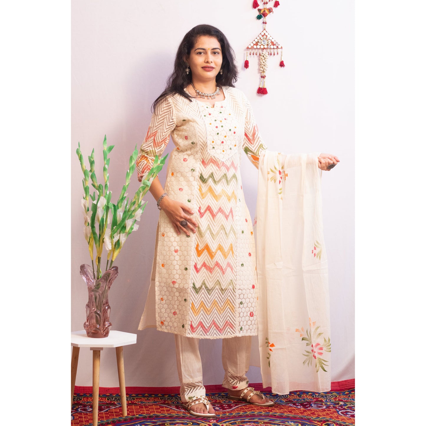 Saanvi Embroidered Suit Set
