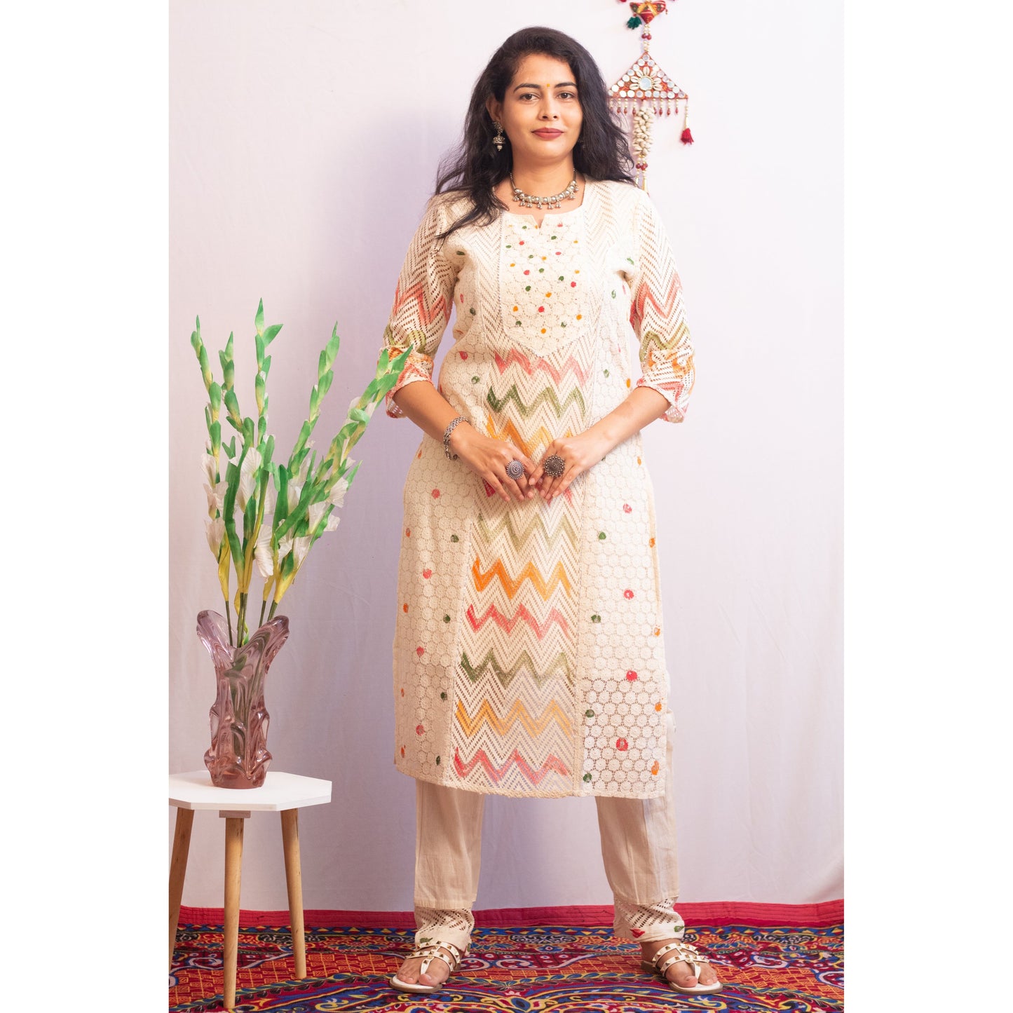 Saanvi Embroidered Suit Set