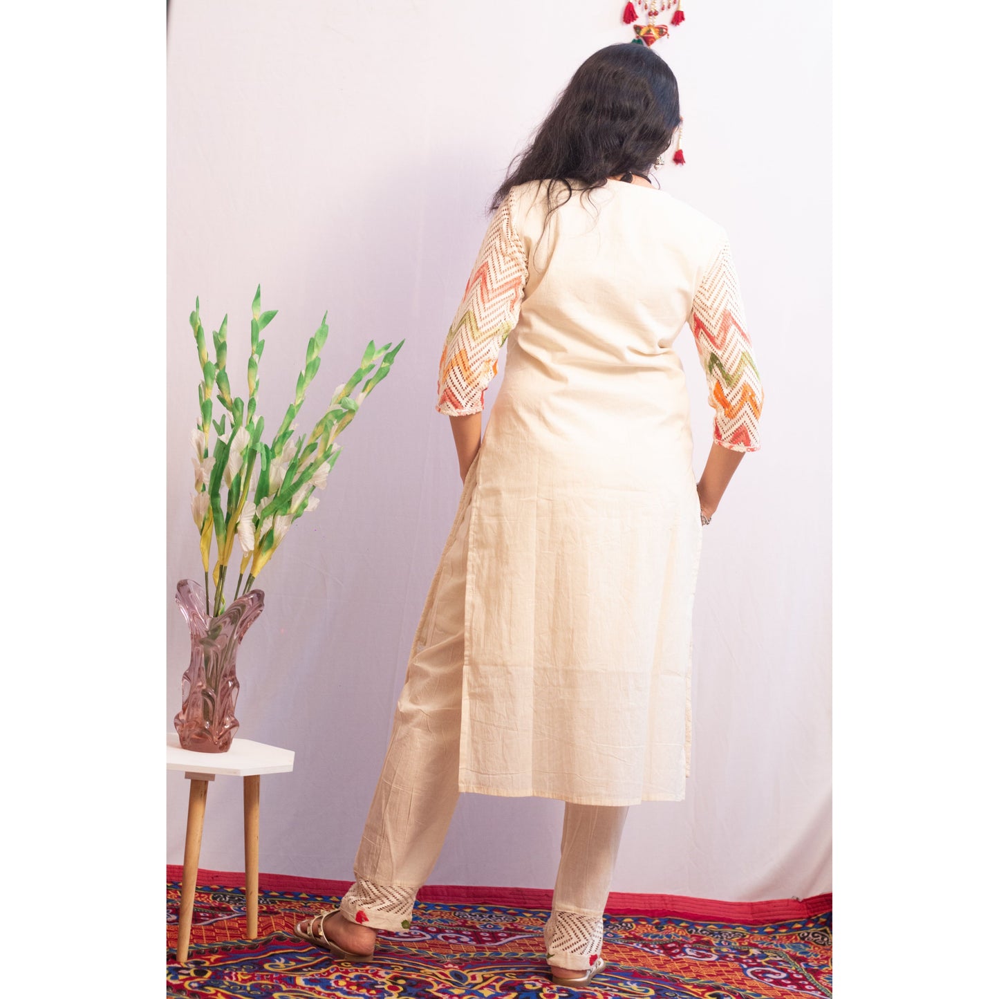 Saanvi Embroidered Suit Set