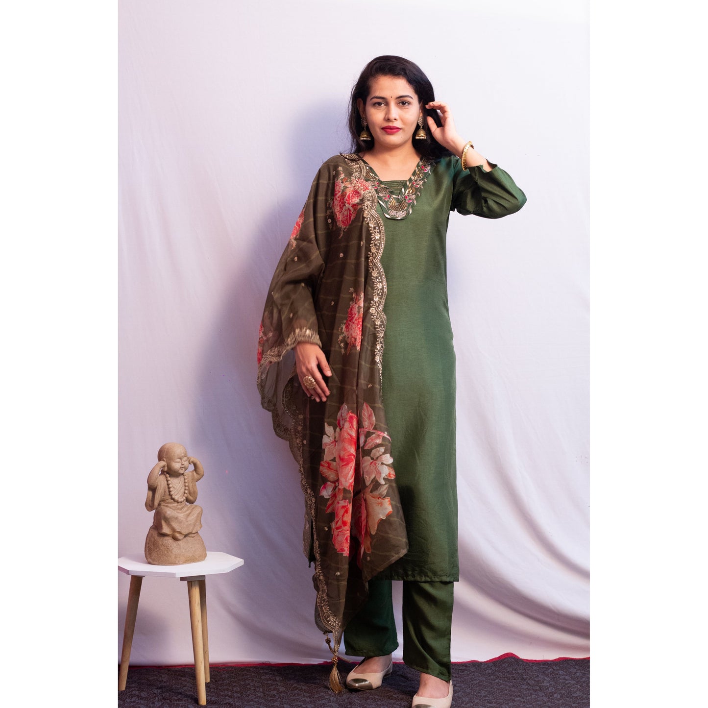 Fiza Embroidered Suit Set