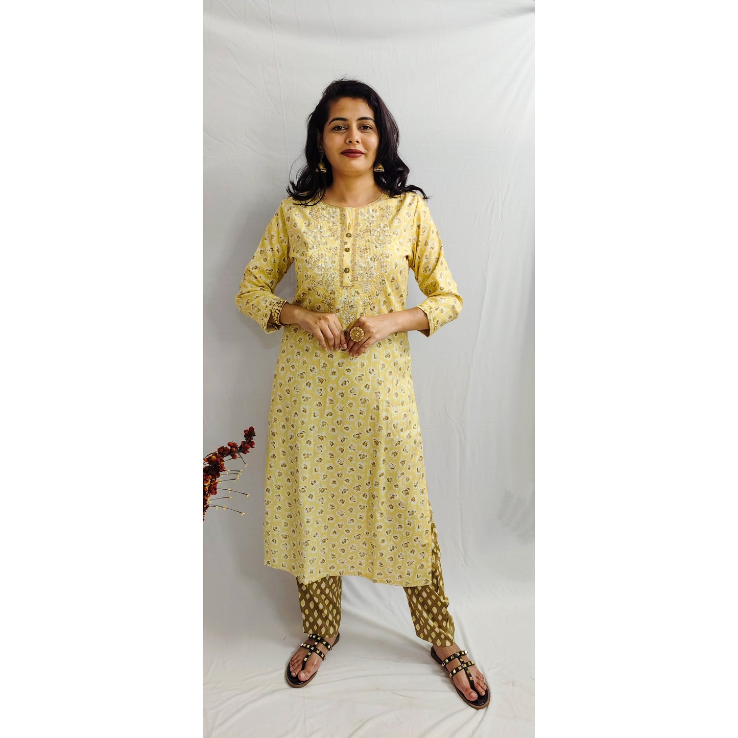 Ira Kurti Pant Set