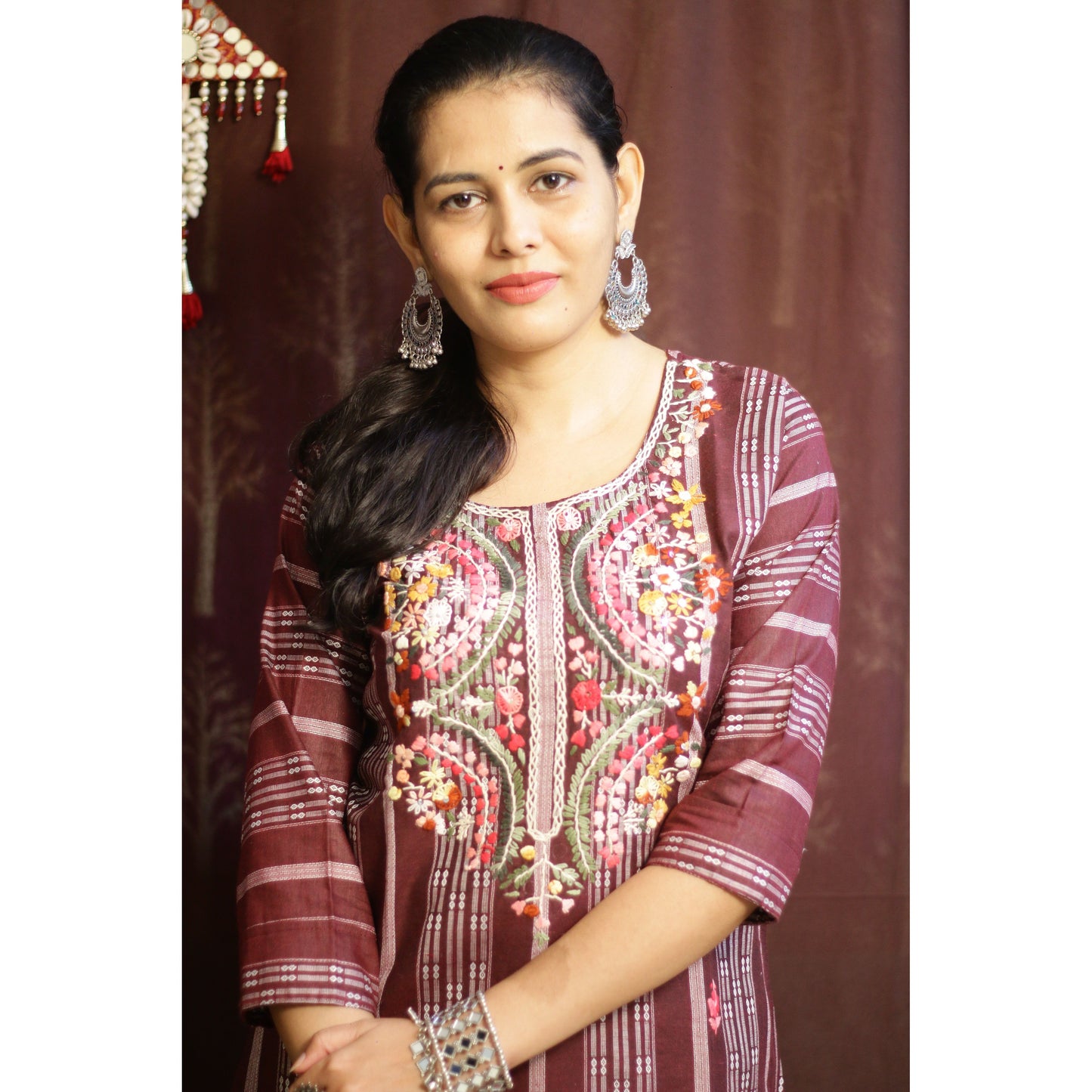 Inaaya Wine Kurti