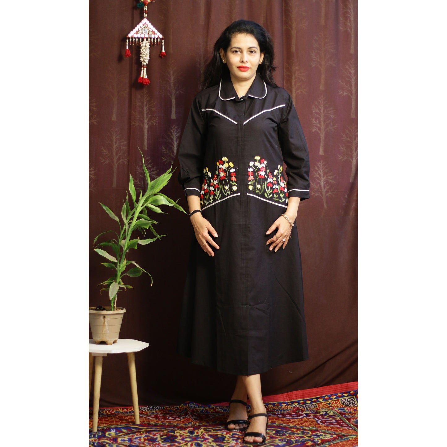 Jannat Black Dress