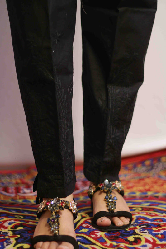 Black Side Cut Embroidered Pant