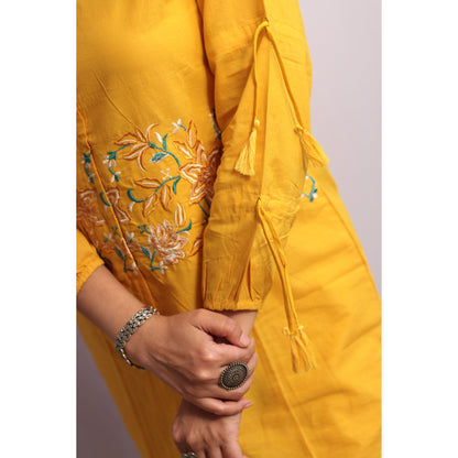 Urvi Yellow Embroidered Co-ord Set