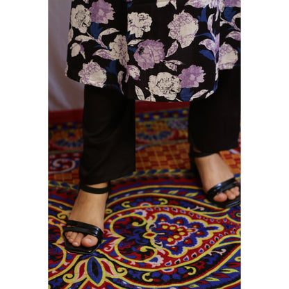 Yukti Black Embroidered Kurti Pant Set