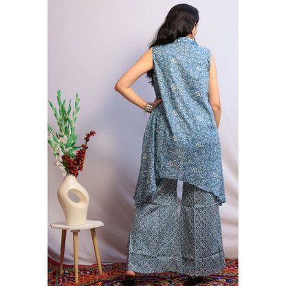 Inaaki Blue Embroidered Kurti Pant Set