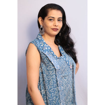 Inaaki Blue Embroidered Kurti Pant Set