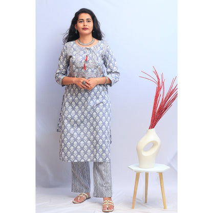 Gamya Grey Embroidered Kurti Pant Set