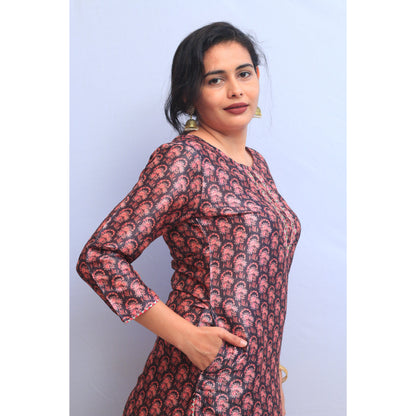 Paridhi Pink Embroidered Kurti Pant Set