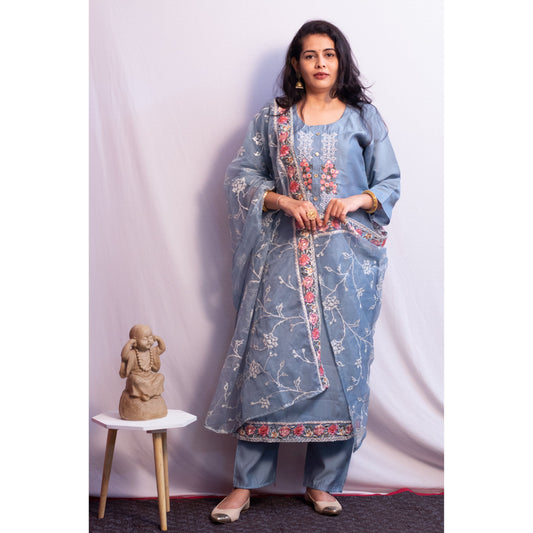 Harikaa Embroidered Suit Set
