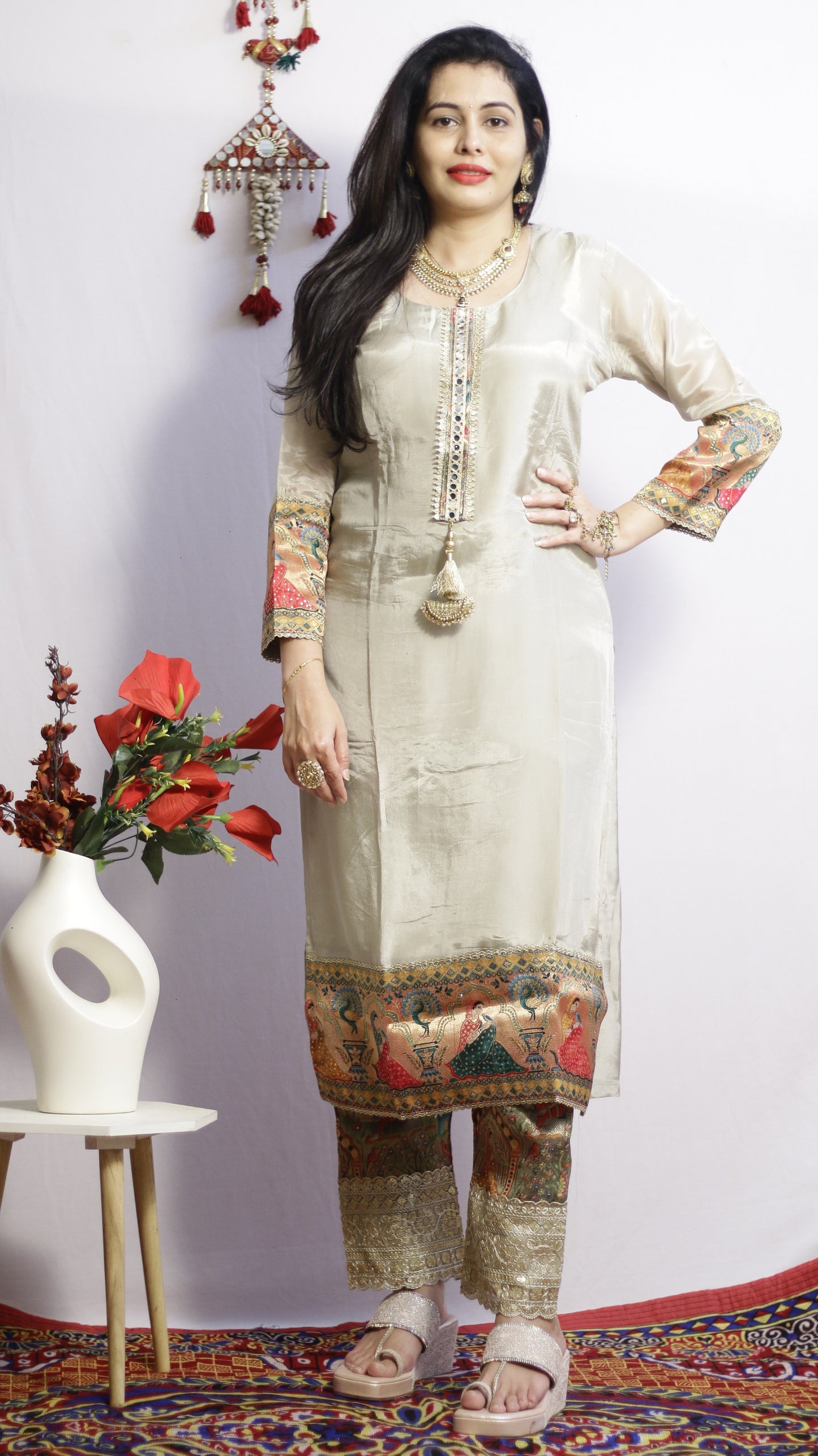 Aarohi Ivory Suit Set