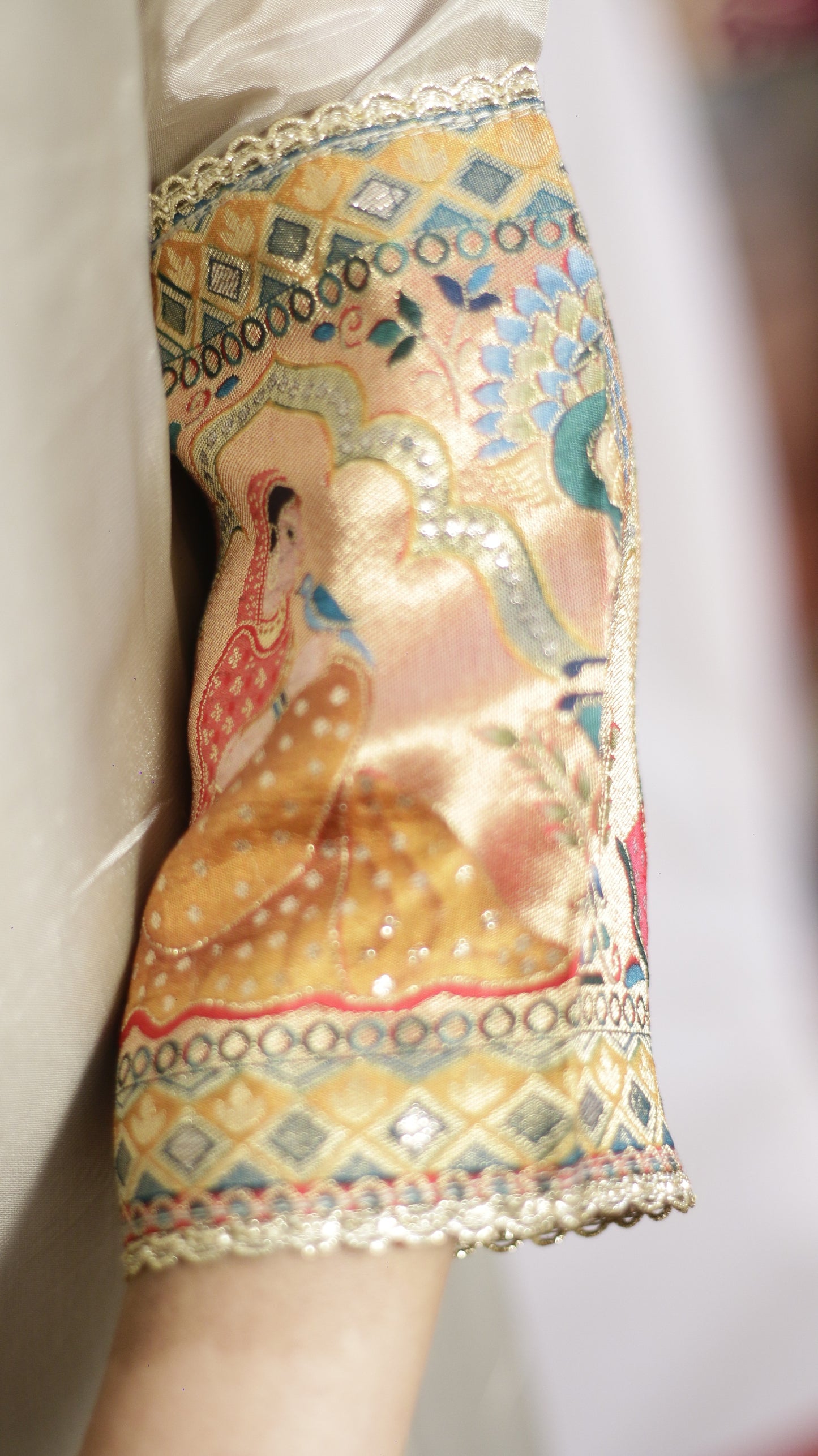 Aarohi Ivory Suit Set