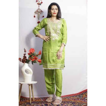 Vihana Green Suit Set