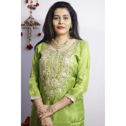 Vihana Green Suit Set